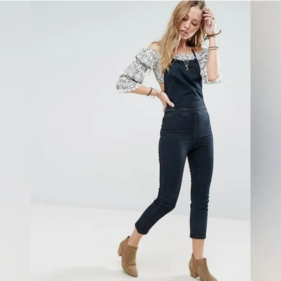 Free People Denim - Free People Denim Halterneck Jumpsuit Jumper Overalls Bohemian Boho Jeans
